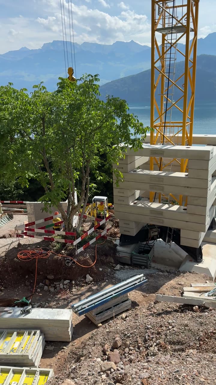Baustelle des Einfamilienhauses in Weggis am Vierwaldstättersee